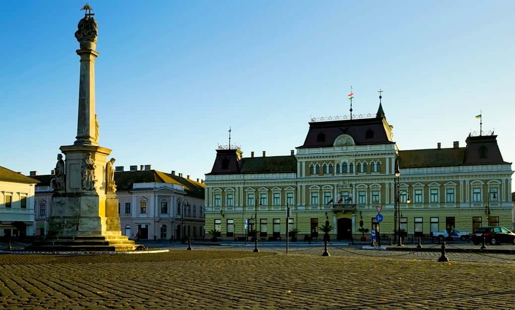 Szentháromság tér